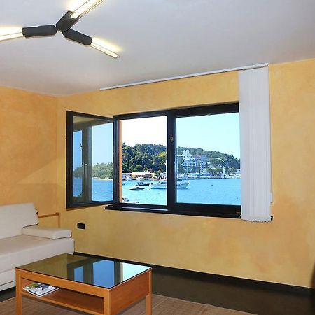 Apartments Ana City Ρόβινι Εξωτερικό φωτογραφία