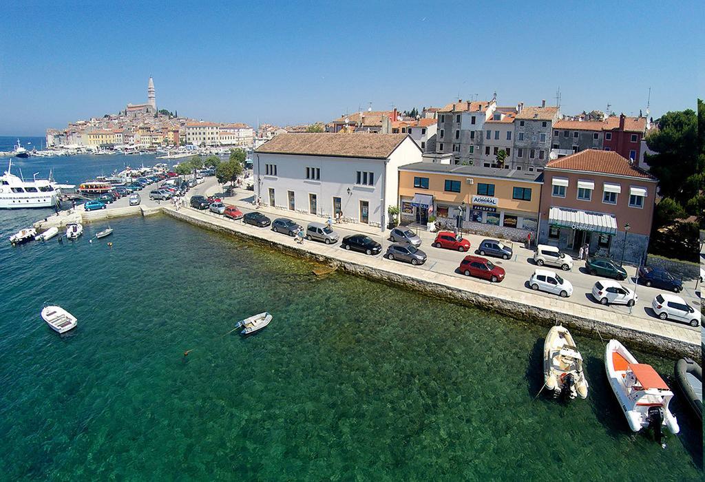 Apartments Ana City Ρόβινι Εξωτερικό φωτογραφία